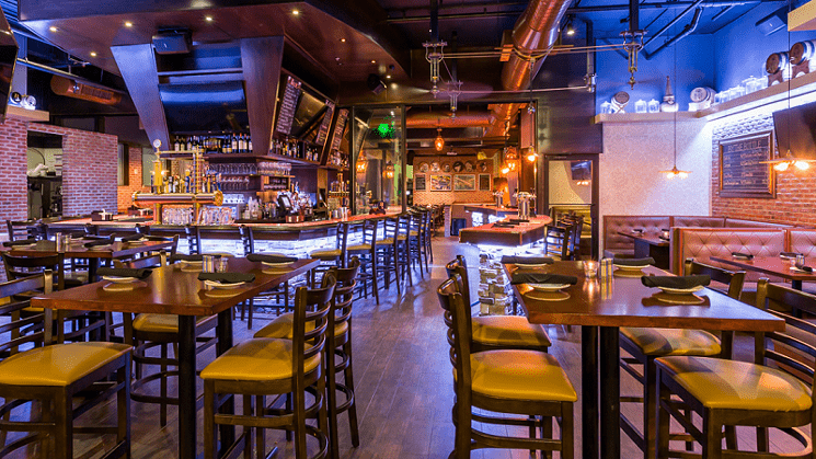 El bar en Batch Gastropub