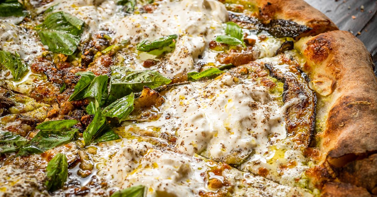 Las persianas de Fooq's Eatery Downtown para dar paso a un nuevo restaurante de pizza