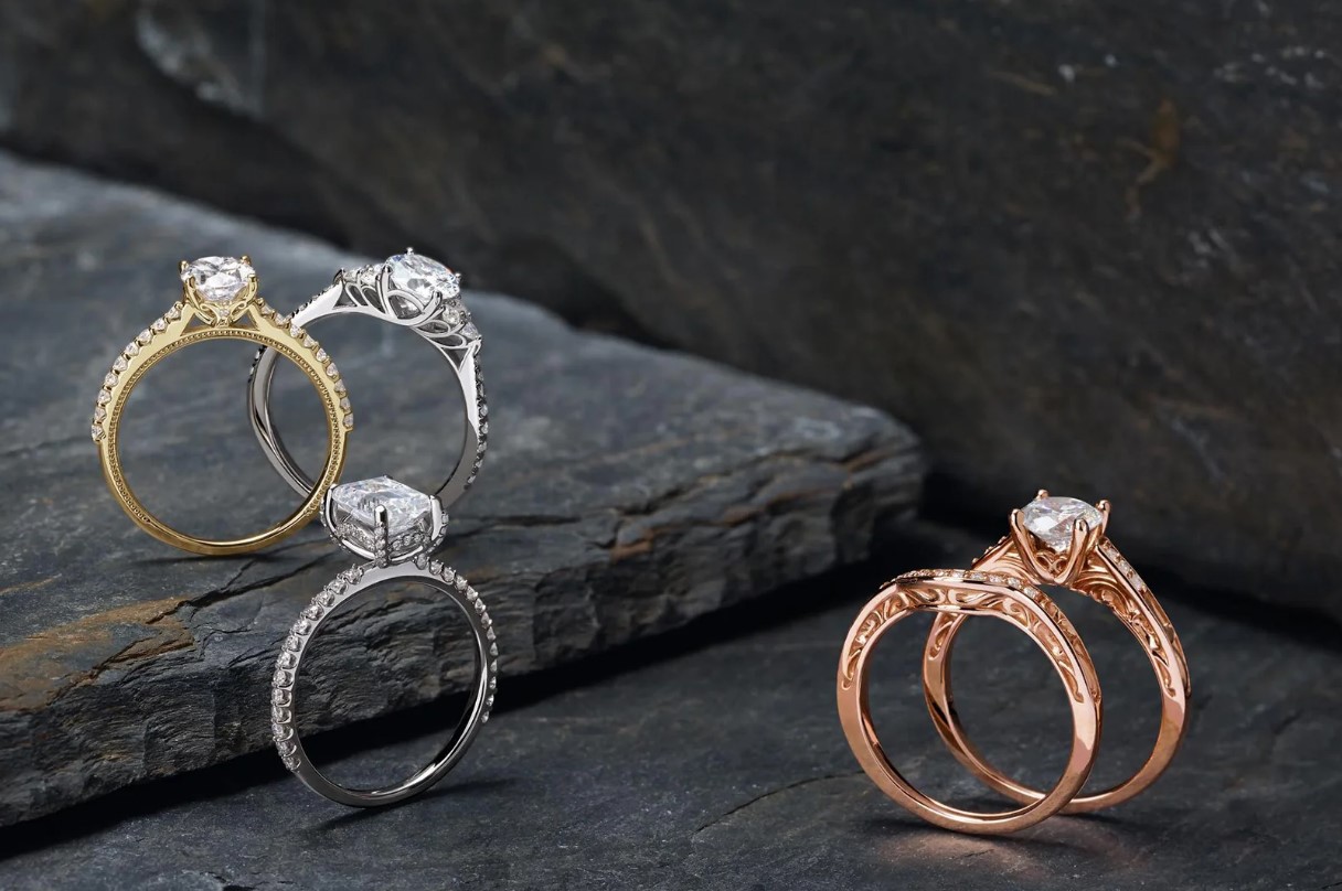 Best Places To Shop Engagement Rings In Miami (2024)